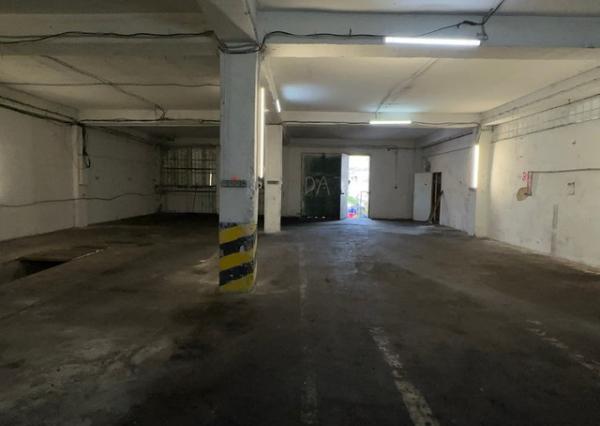 Priestor s montážnou jamou - 240 m2, Púchovská ul.