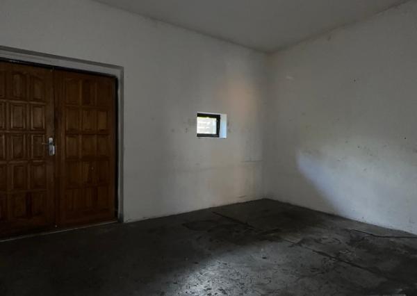 Priestor s montážnou jamou - 240 m2, Púchovská ul.