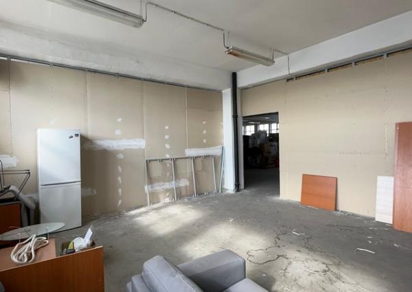 Skladovacie priestory – od 36 m² do 216 m², Púchovská ul.