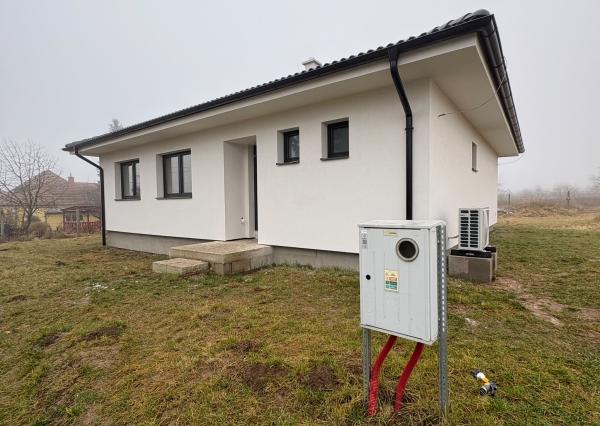 NOVOSTAVBA 4-IZBOVÉHO DOMU, POZEMOK 641 m²