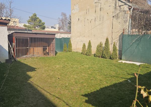 Na predaj 2-izbový rodinný dom v meste Piešťany – Bratislavská ulica