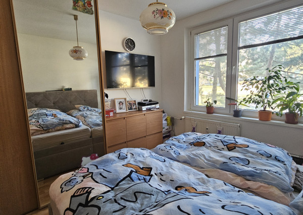 Na predaj 3-izbový byt s garážou  Bratislava – Rača