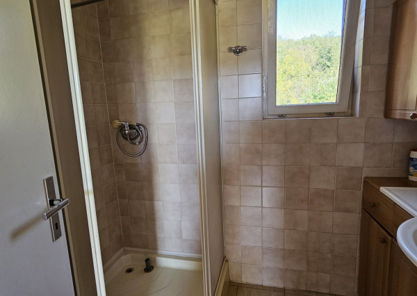 Na predaj rodinný dom v obci Ratnovce s krásnym  pozemkom 1202m2