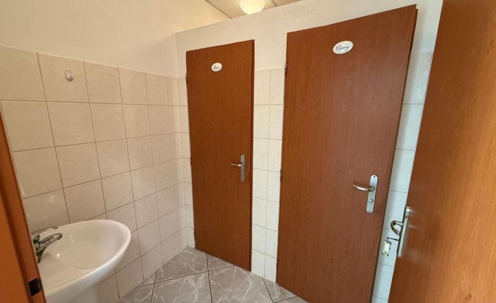 Univerzávny priestor na prenájom pre kanceláriu aj služby v centre mesta – 113 m² - fotografia 7