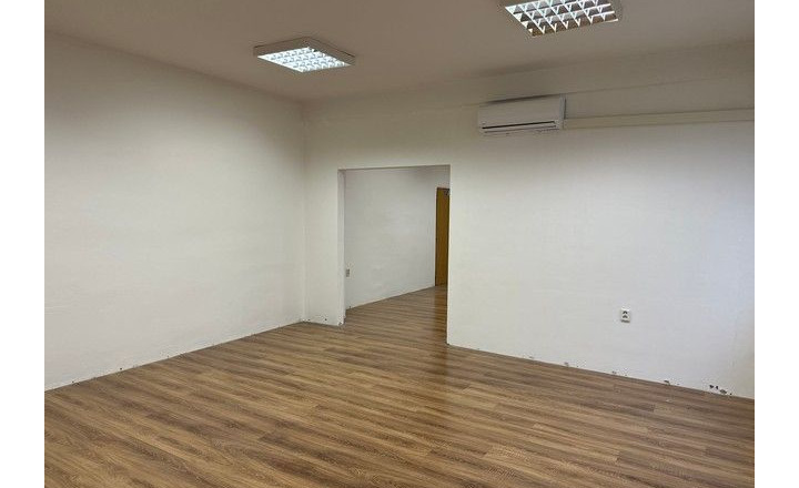 Administratívne priestory na prenájom - od 15 m2, Galvaniho ul. - fotografia 3
