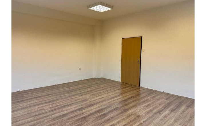 Administratívne priestory na prenájom - od 15 m2, Galvaniho ul. - fotografia 4