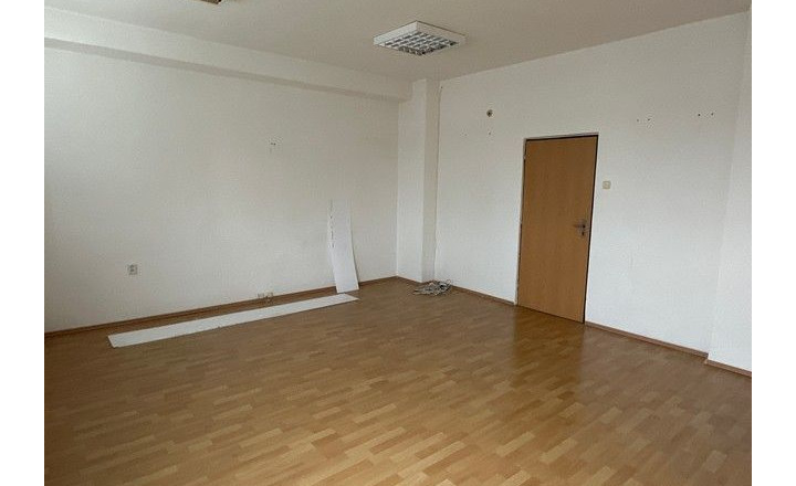 Administratívne priestory na prenájom - od 15 m2, Galvaniho ul. - fotografia 13