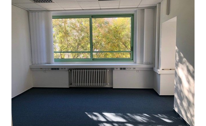 Kancelárie v centre mesta na prenájom - od 19 m2, ul. Námestie SNP. - fotografia 8