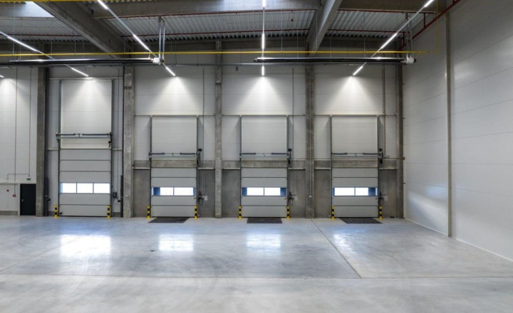 Sklad pre mestskú logistiku a ľahkú výrobu na prenájom - 1.879 m2, Staviteľská ul. - fotografia 1
