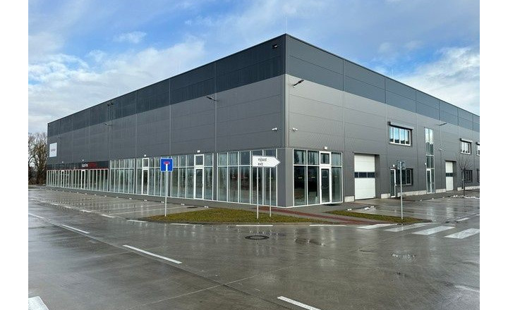 Vykurované obchodno-skladovacie a výstavné priestory na prenájom - od 450 m2, lokalita Bory. - fotografia 12