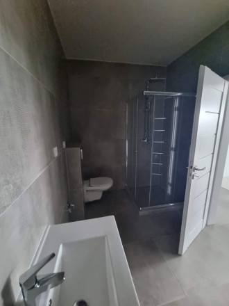 Skolaudované 3i byty v tehlovej novostavbe. - fotografia 1