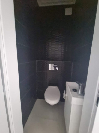 Skolaudované 3i byty v tehlovej novostavbe. - fotografia 11