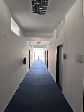 Kancelária s bezplatným parkovaním na prenájom - 36 m2, Rybničná ul. - fotografia 8
