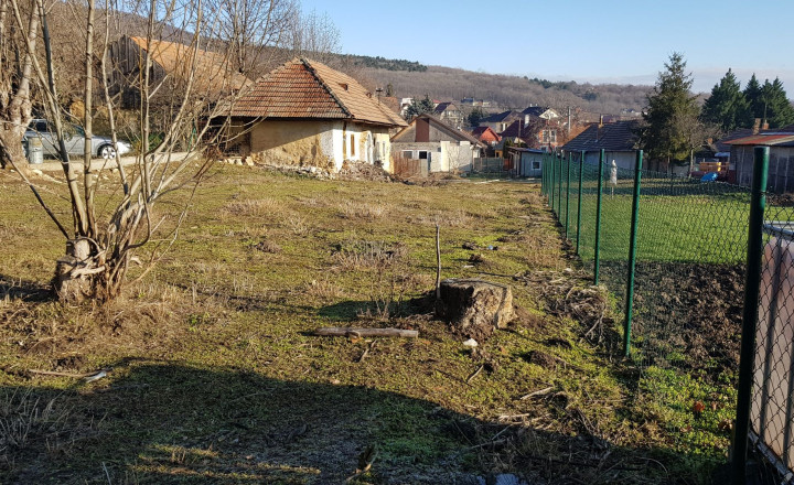 Predám stavebný pozemok Nitra - Štitáre. - fotografia 1