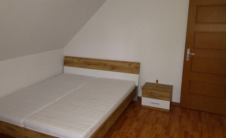 Predám krásny rodinný dom v Topoľčanoch - fotografia 4