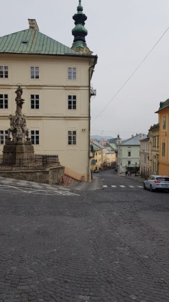 Predám zabehnutú reštauráciu v Banskej Štiavnici. - fotografia 9