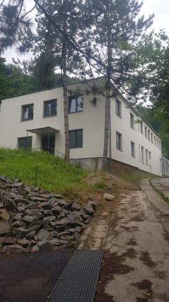 Predám budovu so 7 apartmánmi vo výstavbe vo Vyhniach. - fotografia 5