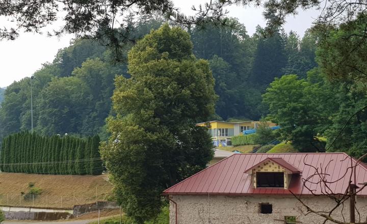 Predám budovu so 7 apartmánmi vo výstavbe vo Vyhniach. - fotografia 9
