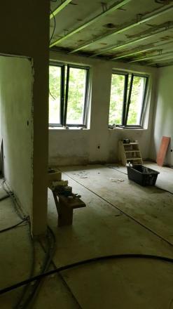 Predám budovu so 7 apartmánmi vo výstavbe vo Vyhniach. - fotografia 30