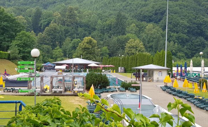 Predám budovu so 7 apartmánmi vo výstavbe vo Vyhniach. - fotografia 39