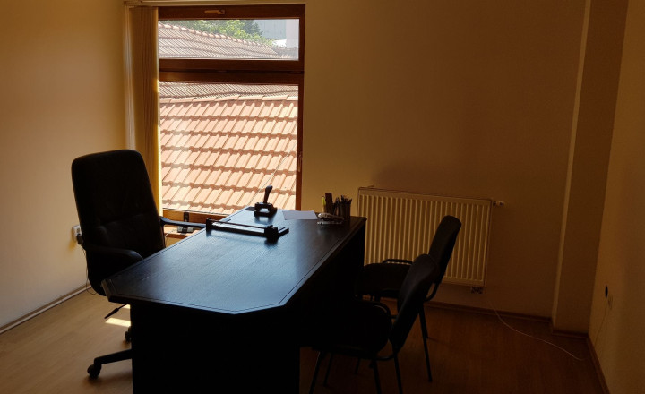 Predám polyfunkčný objekt Nitra vhodný na všetky činnosti. - fotografia 6