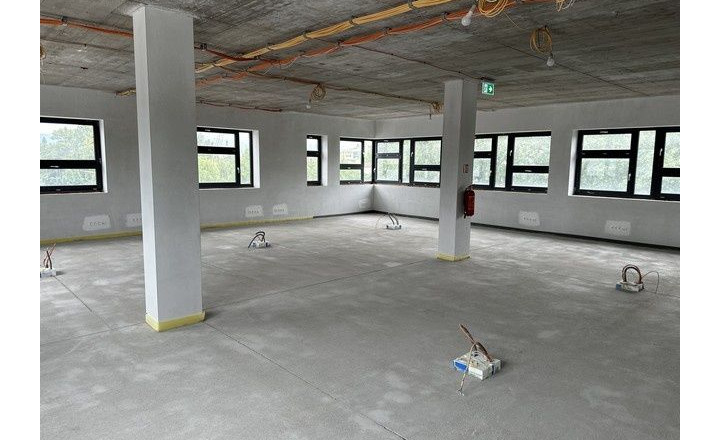 Kancelárske priestory s voliteľnou dispozíciou a skladom na prenájom - od 150 m2, Elektrárenská ul. - fotografia 2