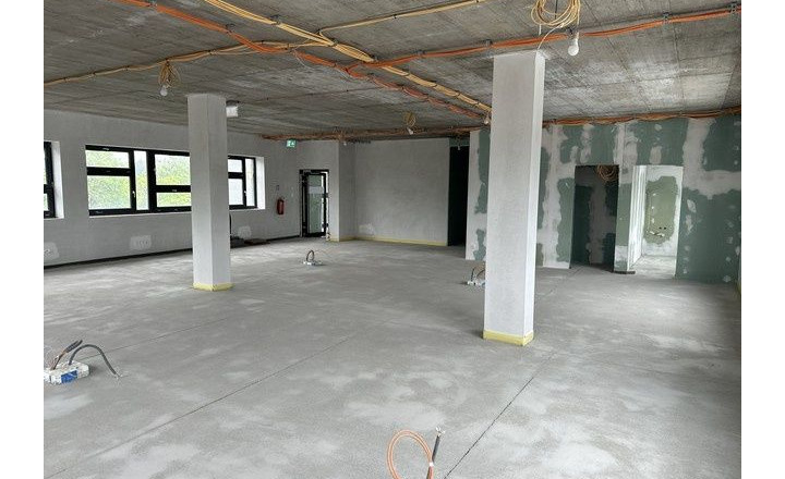 Kancelárske priestory s voliteľnou dispozíciou a skladom na prenájom - od 150 m2, Elektrárenská ul. - fotografia 3