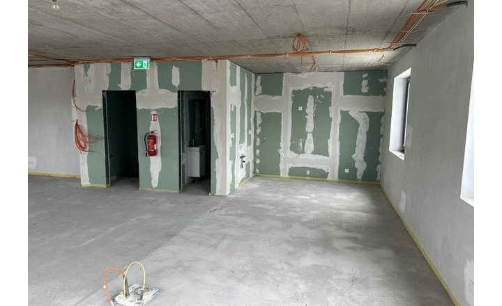 Kancelárske priestory s voliteľnou dispozíciou a skladom na prenájom - od 150 m2, Elektrárenská ul. - fotografia 10