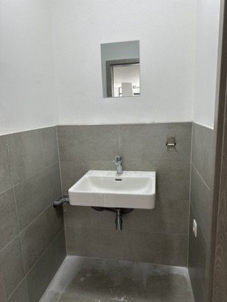 Obchodný priestor v novostavbe bytového domu na prenájom - 109 m2, ul. Závodu Matador. - fotografia 6