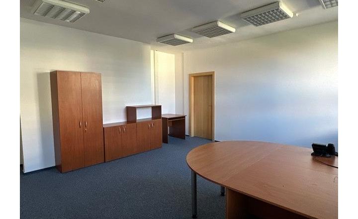 Administratívne priestory od 25 m2 na prenájom - Košická ul. - fotografia 4