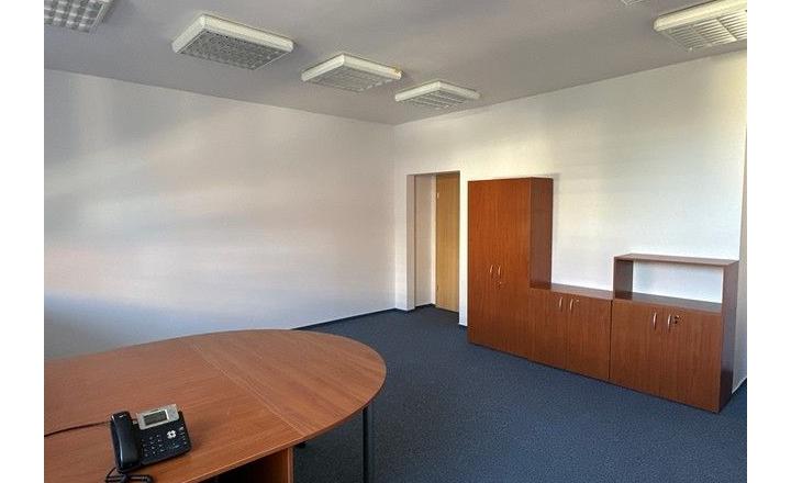 Administratívne priestory od 25 m2 na prenájom - Košická ul. - fotografia 5