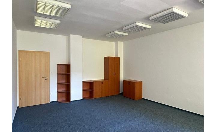 Administratívne priestory od 25 m2 na prenájom - Košická ul. - fotografia 9