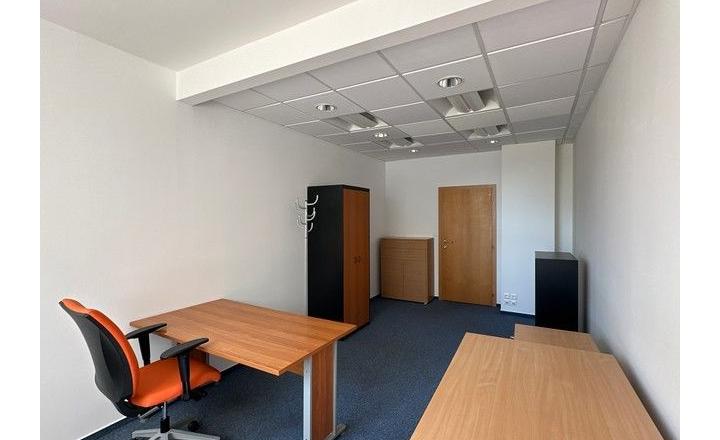 Administratívne priestory od 25 m2 na prenájom - Košická ul. - fotografia 13