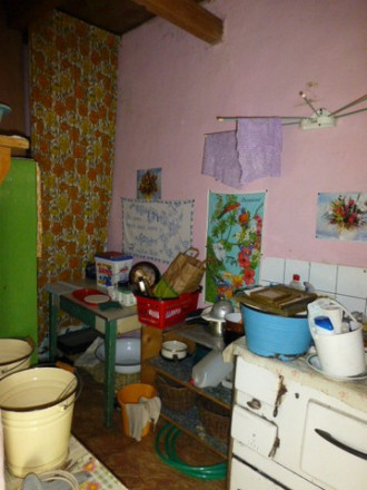 Vidiecky dom s veľkým pozemkom v peknom prostredí. - fotografia 18