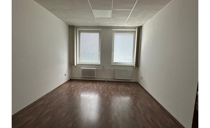 Kancelárske priestory na prenájom - od 15 m2, Bajkalská ul. - fotografia 5