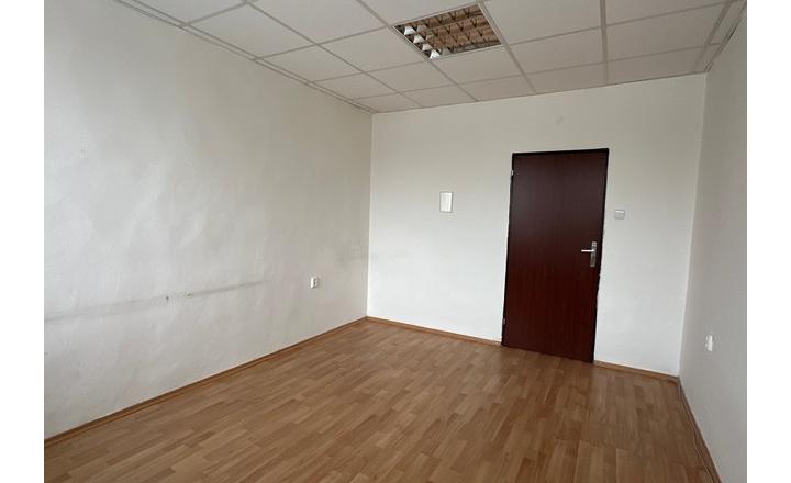 Kancelárske priestory na prenájom - od 15 m2, Bajkalská ul. - fotografia 12