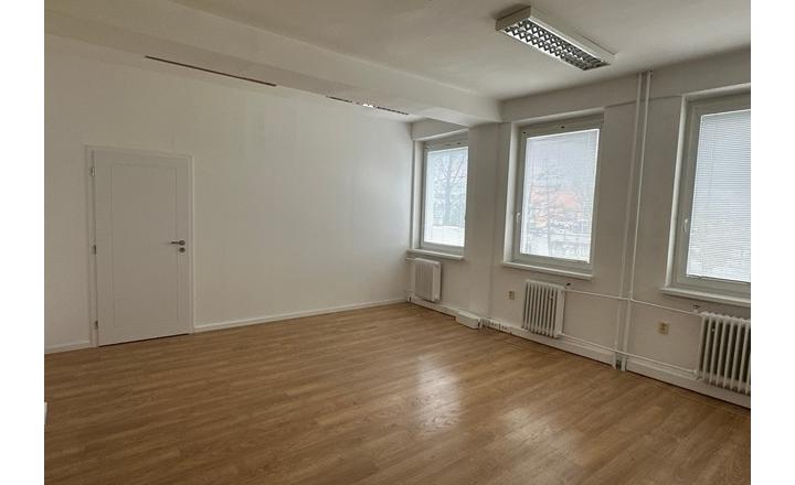 Kancelárske priestory na prenájom - od 15 m2, Bajkalská ul. - fotografia 18