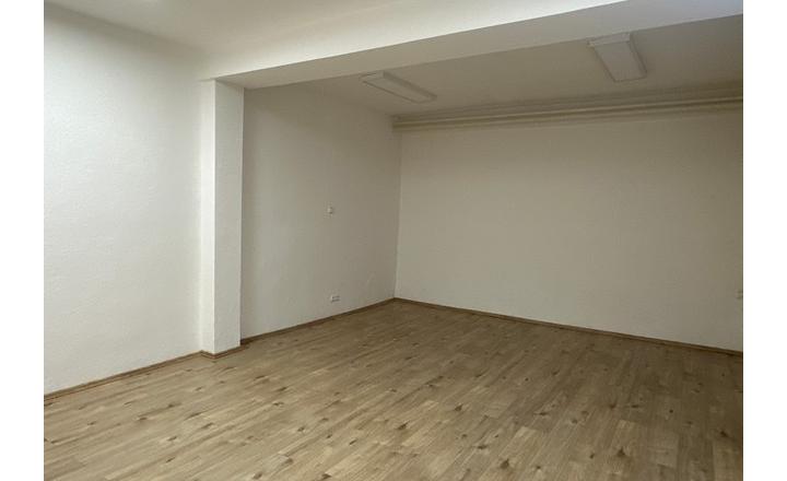 Kancelárske priestory na prenájom - od 15 m2, Bajkalská ul. - fotografia 27