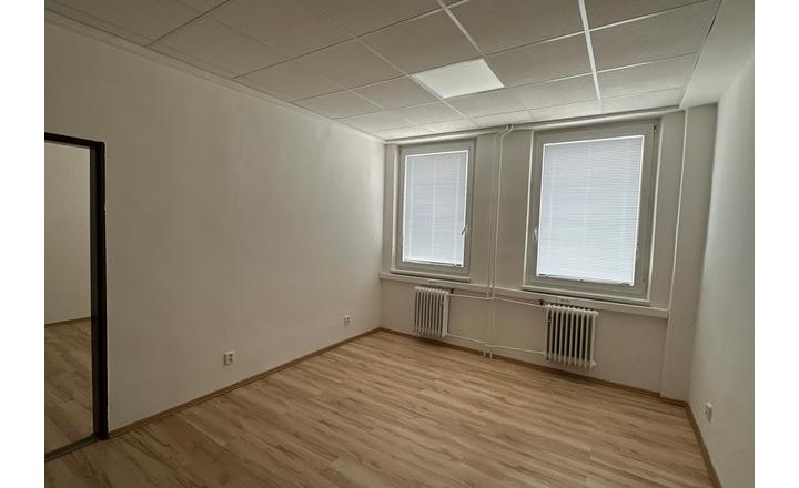 Kancelárske priestory na prenájom - od 15 m2, Bajkalská ul. - fotografia 28