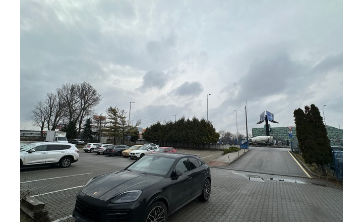 Parkovacie miesta na prenájom - Bajkalská ul. - fotografia 3