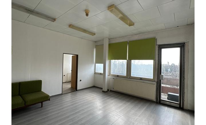 Kancelárie s umývadlom na prenájom - od 13 m2, Nádražná ul. - fotografia 3