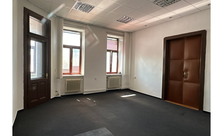 Kancelárske priestory na prenájom - od 104 m², Šafárikovo námestie - fotografia 9
