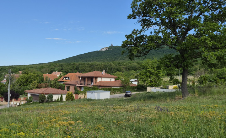 Predám stavebný pozemok - Nitrianske Hrnčiarovce 2671m2 - fotografia 3