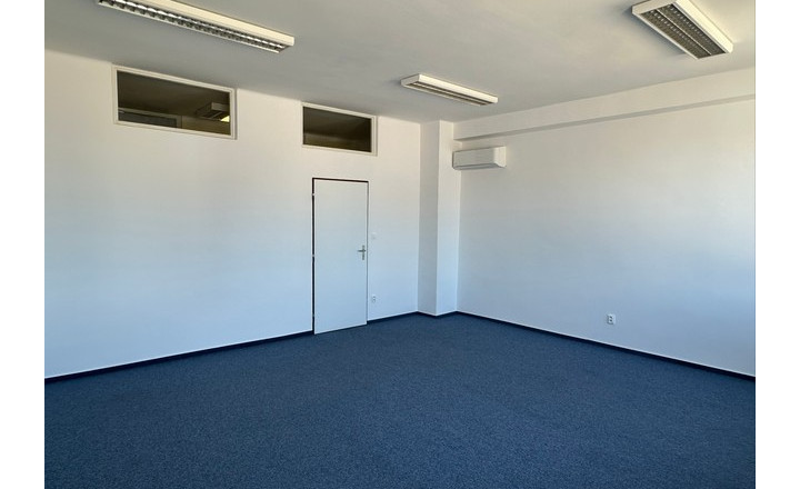 Kancelária s bezplatným parkovaním na prenájom - 36 m2, Rybničná ul. - fotografia 3