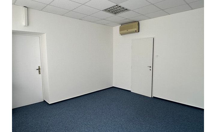 Kancelárie v centre mesta na prenájom - od 19 m2, ul. Námestie SNP. - fotografia 4