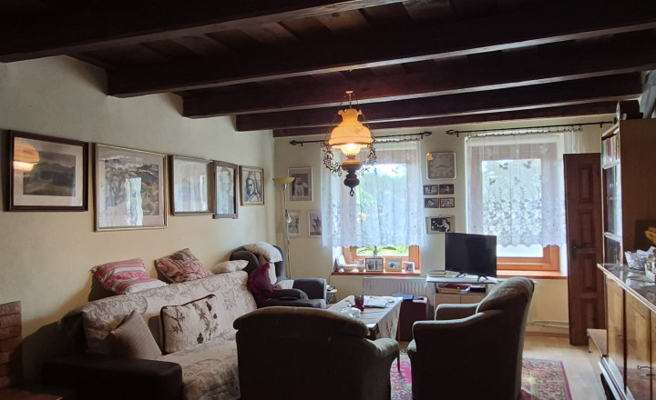 REZERVOVANÝ. - fotografia 16
