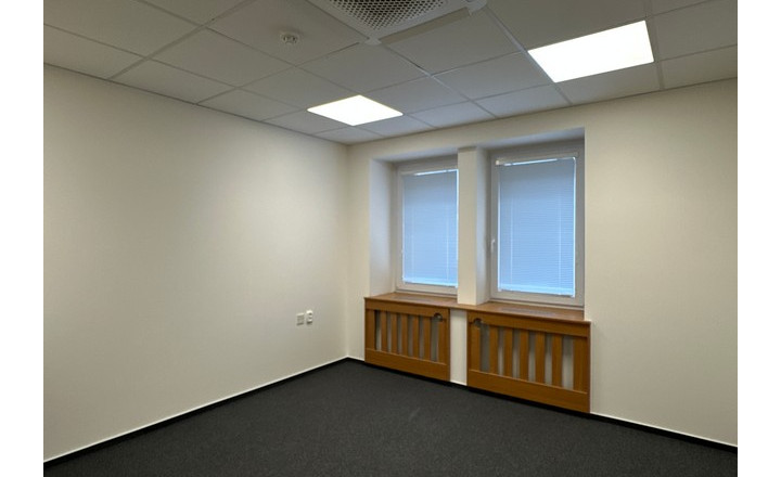 Príjemné administratívne priestory na prenájom - od 18 m2, Miletičova ul. - fotografia 4