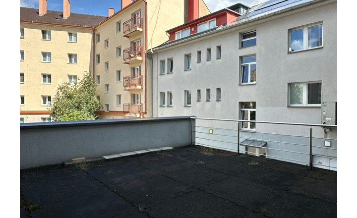 Príjemné administratívne priestory na prenájom - od 18 m2, Miletičova ul. - fotografia 11