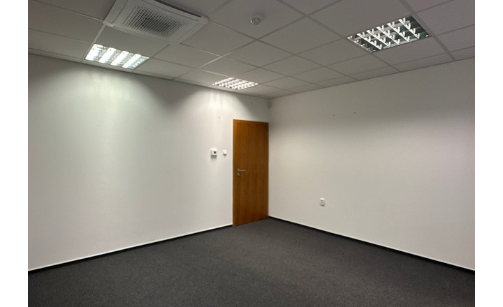 Príjemné administratívne priestory na prenájom - od 18 m2, Miletičova ul. - fotografia 18