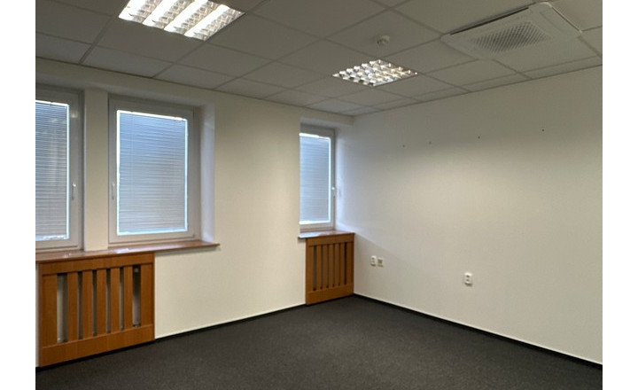 Príjemné administratívne priestory na prenájom - od 18 m2, Miletičova ul. - fotografia 16